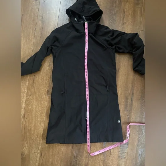 Lululemon rain coat/trench - 19” ptp - Picture 2 of 9